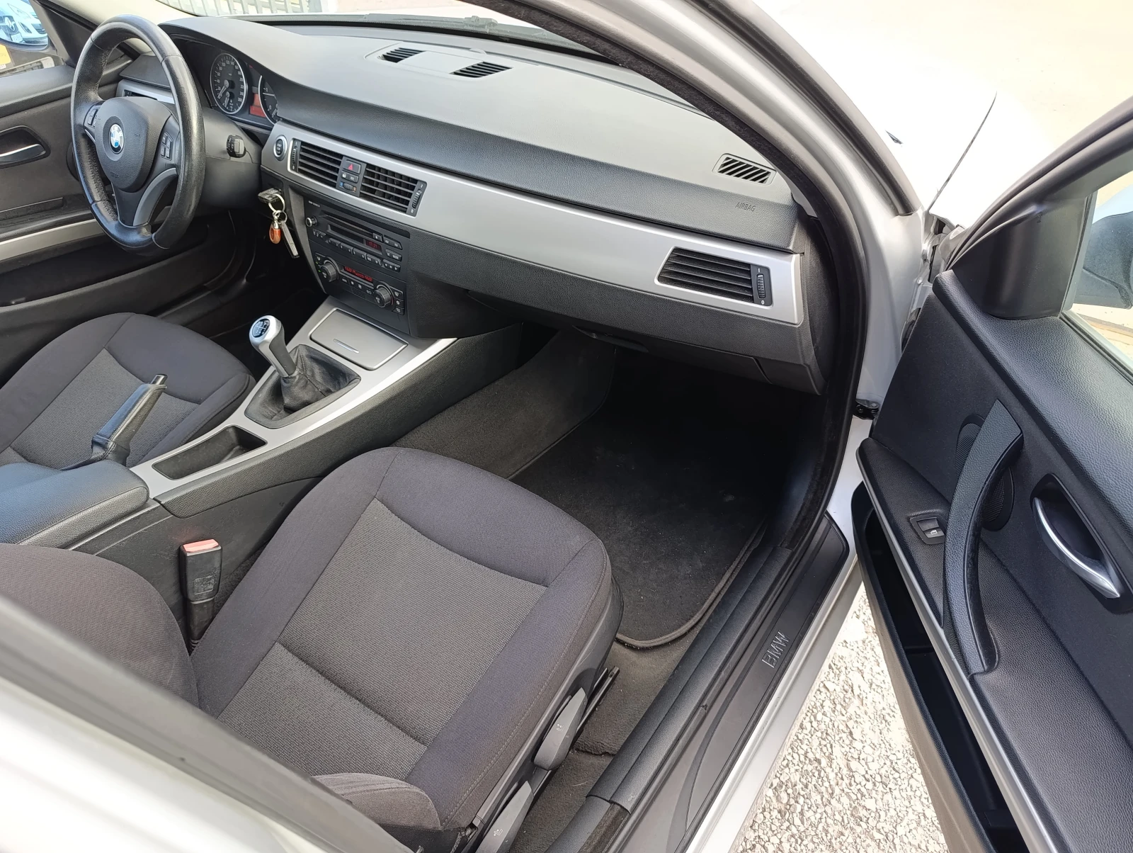BMW 320 D СЕДАН 163КС РЪЧКА EURO 4 , снимка 14 - Автомобили и джипове - 55825286
