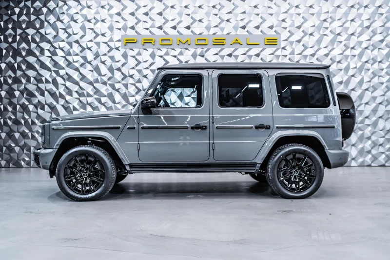 Mercedes-Benz G 450 d 4Matic* AMG* Distr* Night* Burmester* , снимка 3 - Автомобили и джипове - 48496045