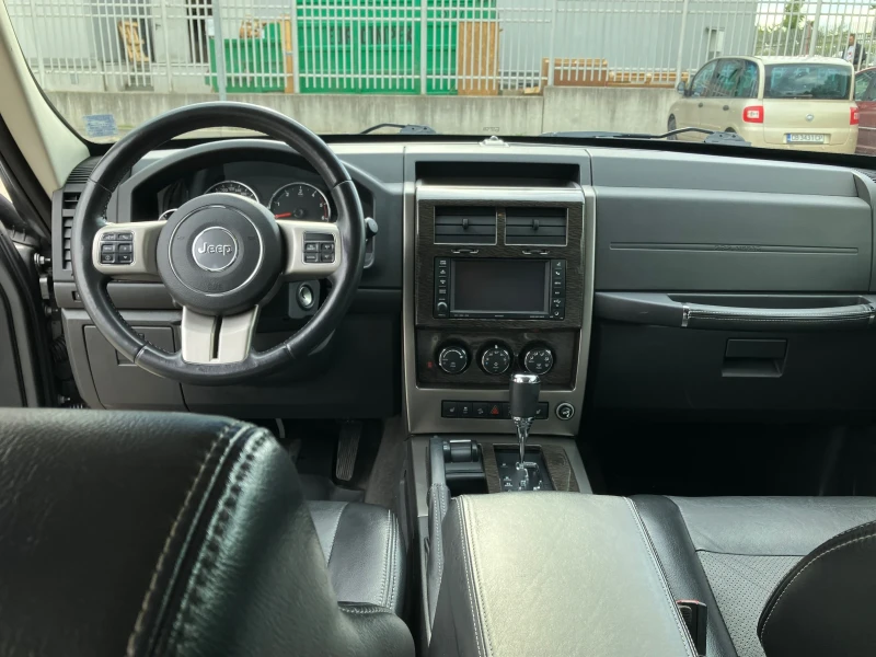 Jeep Cherokee CRDI, снимка 10 - Автомобили и джипове - 49326869