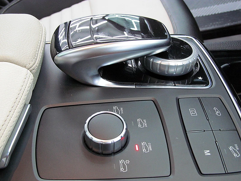 Mercedes-Benz GLE 350 KUPE AMG OPTICA/PANORAMA/EDITION/СОБСТВЕН ЛИЗИНГ, снимка 16 - Автомобили и джипове - 50695543