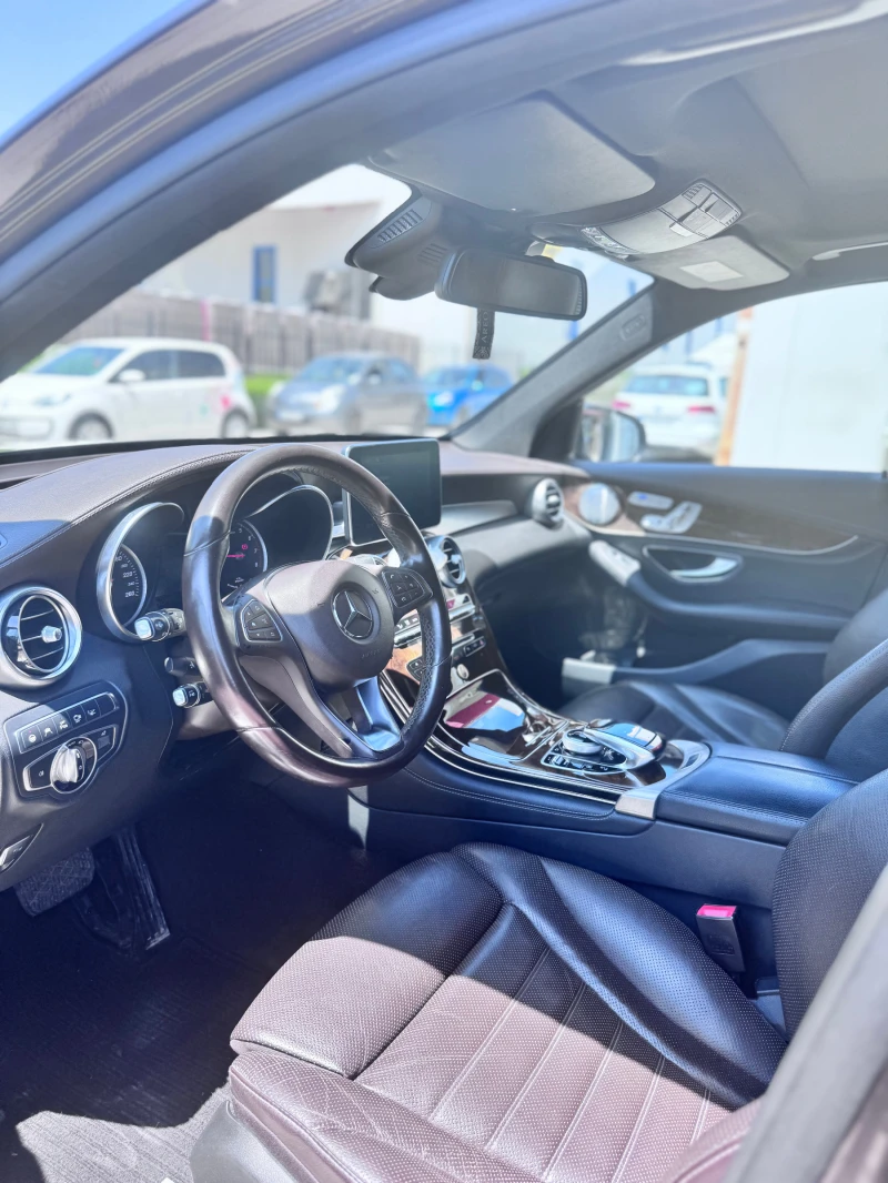 Mercedes-Benz GLC 350, снимка 15 - Автомобили и джипове - 52089300