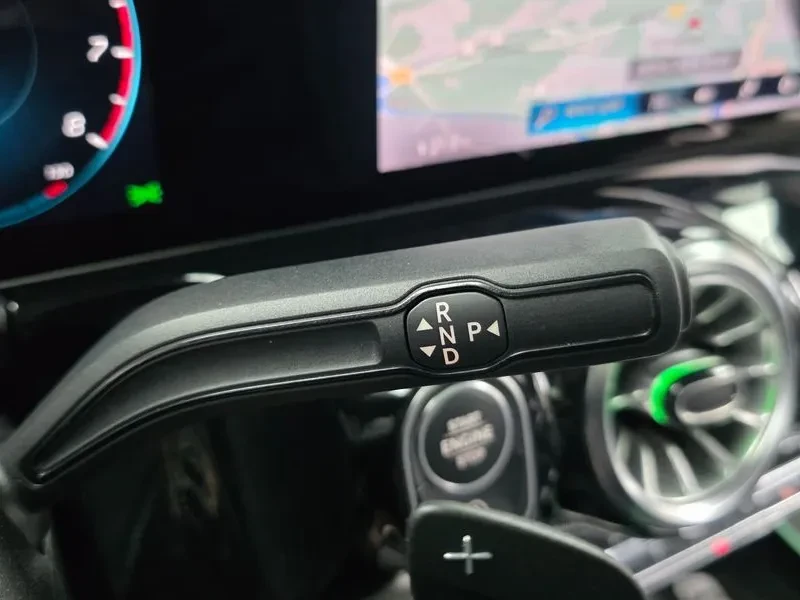 Mercedes-Benz GLA 220 / PANO/ DIST/ �������/ ����� | Mobile.bg � ����������� 9