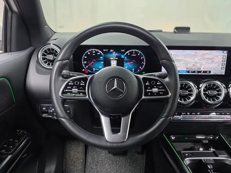 Mercedes-Benz GLA 220 / PANO/ DIST/ �������/ ����� | Mobile.bg � ����������� 13
