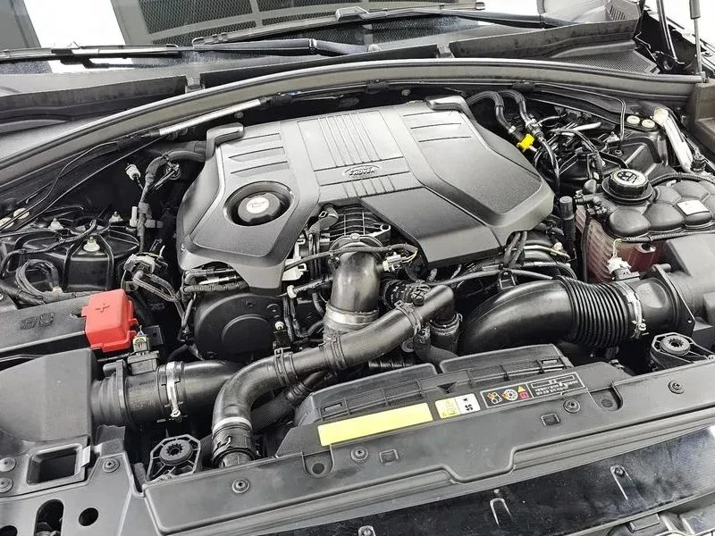 Land Rover Range Rover Velar, снимка 6 - Автомобили и джипове - 56690387