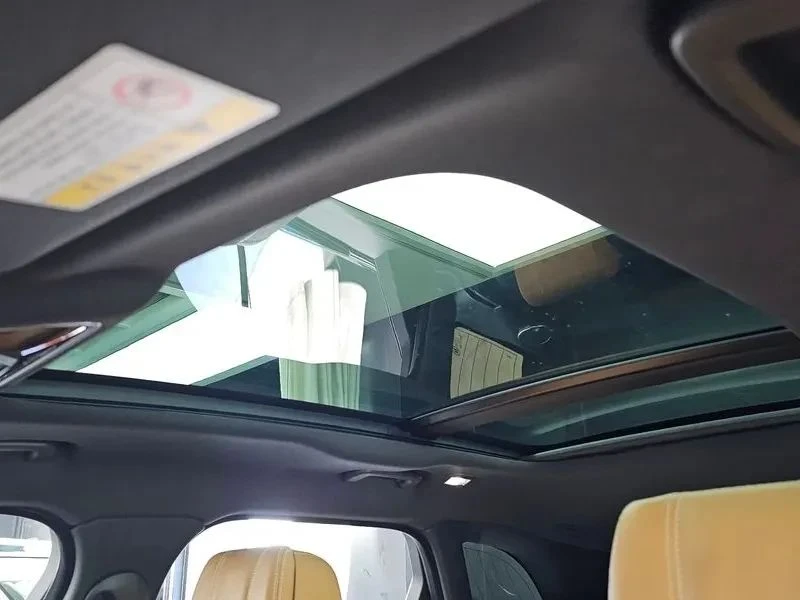 Land Rover Range Rover Velar, снимка 17 - Автомобили и джипове - 56690387