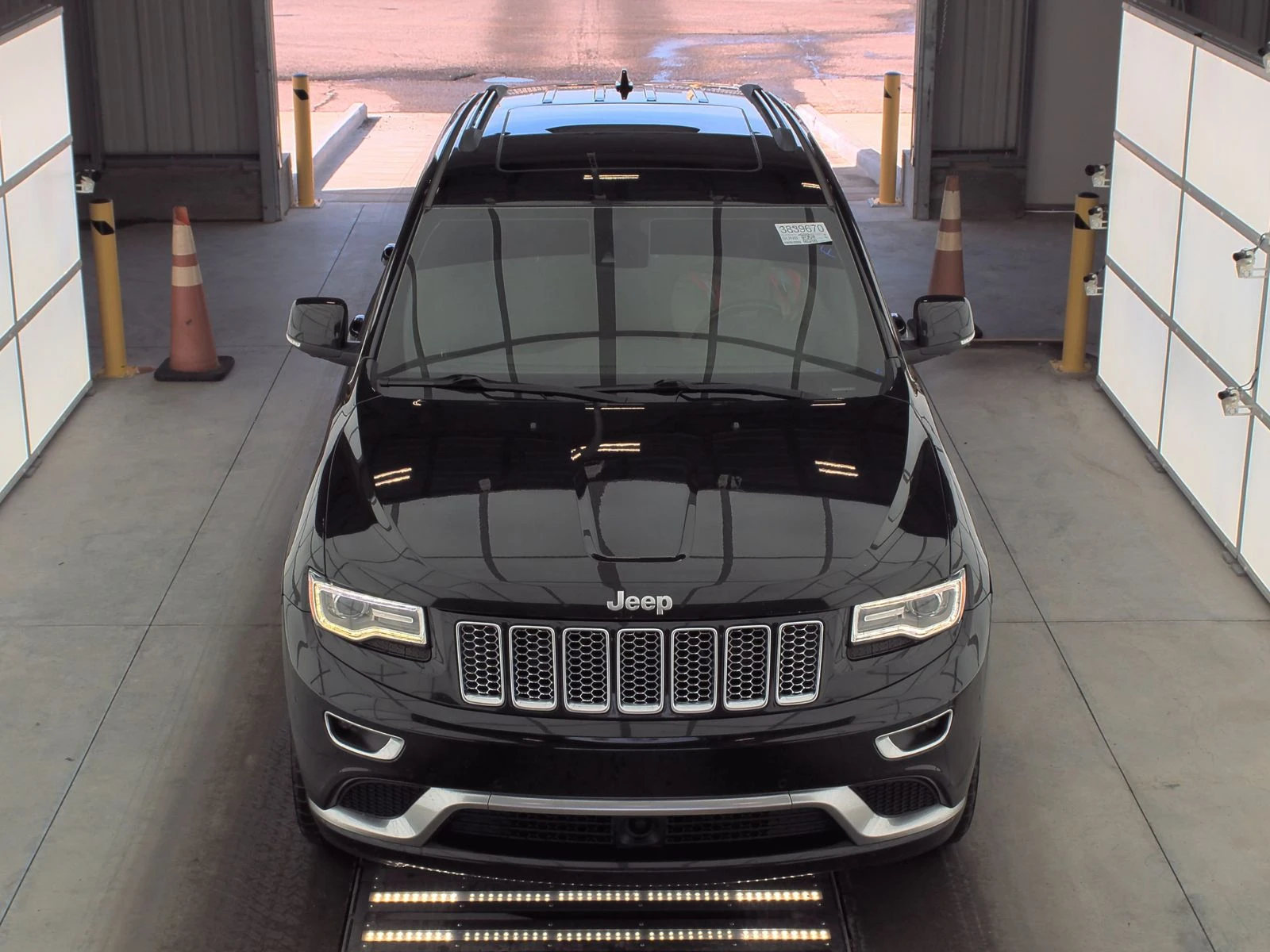 Jeep Grand cherokee Summit* 5.7 Hemi* дистроник* обдух* подгрев* Harma - изображение 2