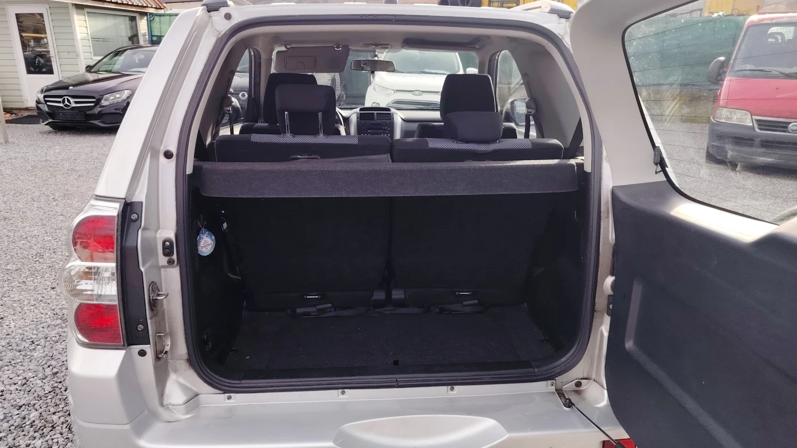 Suzuki Grand vitara 1, 6-107�.�.������ 4�4 | Mobile.bg � ����������� 12