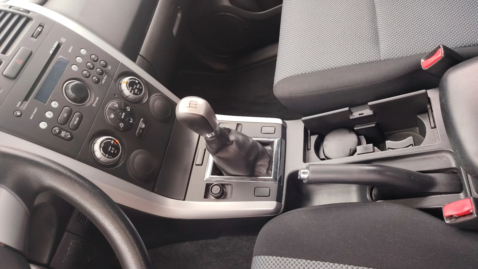 Suzuki Grand vitara 1, 6-107к.с.бензин 4х4 - изображение 10