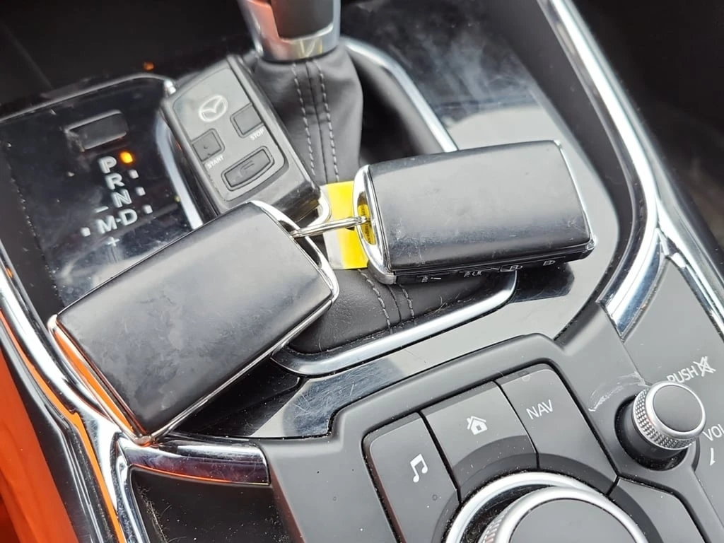 Mazda CX-9 * GT * REMOTE START* * ПАНОРАМА* * ПОДГРЕВ*  - изображение 8