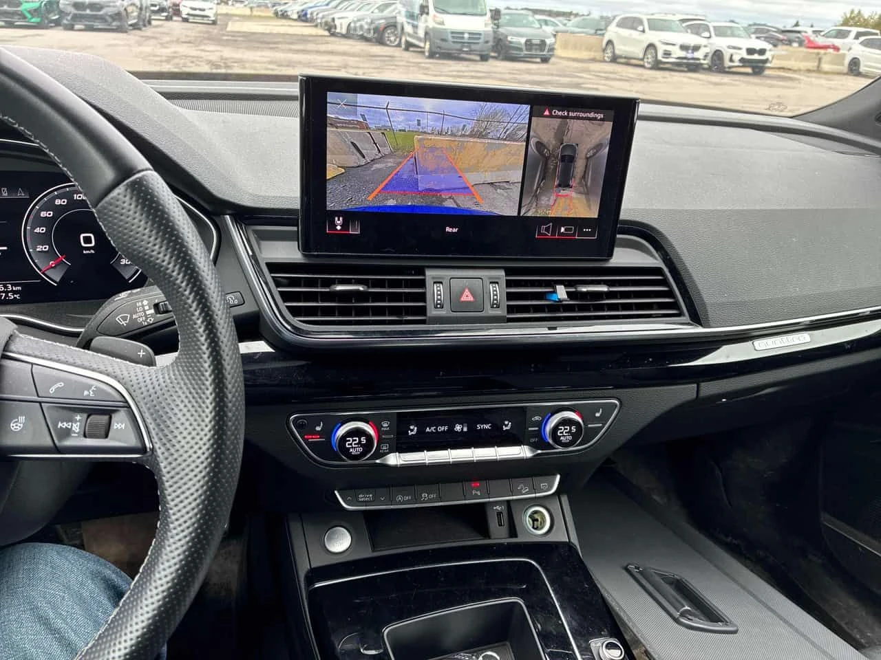 Audi Q5 * Technik * ПОДГРЕВИ * 360 * PANO * CARFAX, снимка 9 - Автомобили и джипове - 54480237