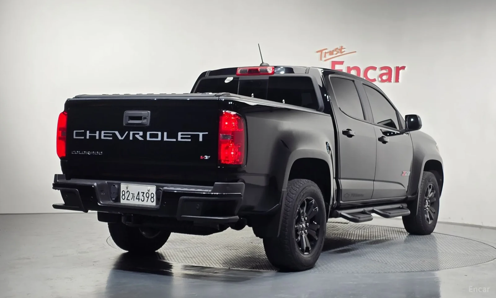 Chevrolet Colorado 4WD* MIDNIGHT* 3.6BENZIN* FULL* * , снимка 2 - Автомобили и джипове - 55102568
