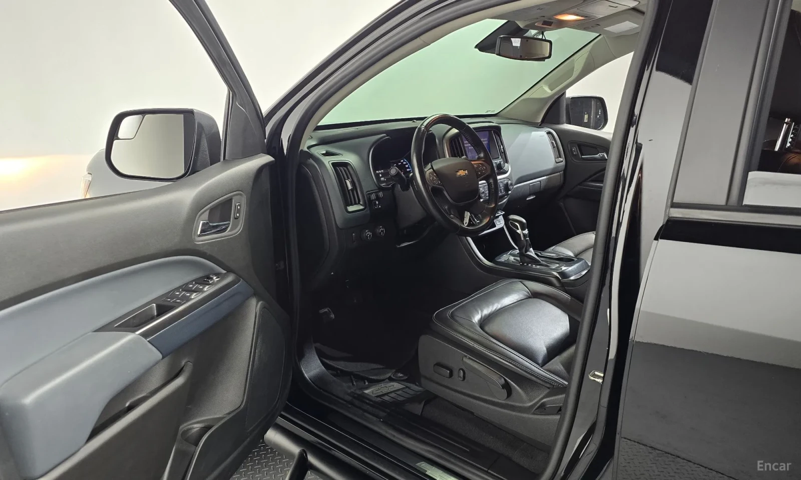 Chevrolet Colorado 4WD* MIDNIGHT* 3.6BENZIN* FULL* * , снимка 10 - Автомобили и джипове - 55102568