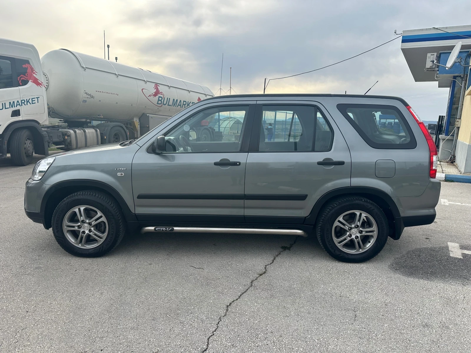 Honda Cr-v 2.0i VTEC Бензин , снимка 4 - Автомобили и джипове - 56521895