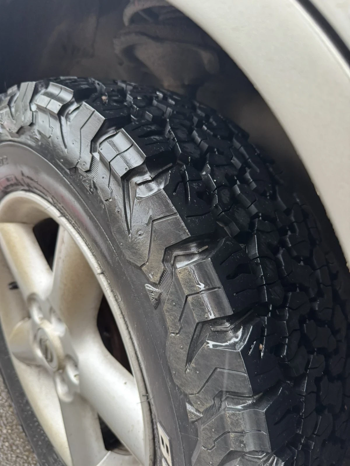 ���� 215/70R16 | Mobile.bg � ����������� 2