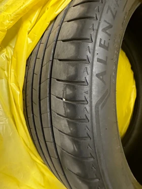 Гуми Летни 285/40R21, снимка 5 - Гуми и джанти - 49385557