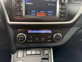 Toyota Auris 6 МЕСЕЦА ГАРАНЦИЯ/1.8Hybrid 99кс СМЕНЕНА ВЕРИГА!!!, снимка 14