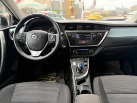 Toyota Auris 6 МЕСЕЦА ГАРАНЦИЯ/1.8Hybrid 99кс СМЕНЕНА ВЕРИГА!!!, снимка 9