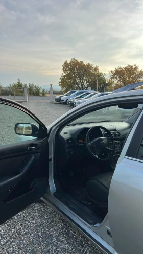 Toyota Avensis 2.0D D4D - 4800 лв. / 2454.20 € - 63922493 6