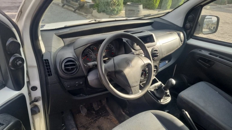 Peugeot Bipper 1.3HDI, снимка 9 - Автомобили и джипове - 43141019