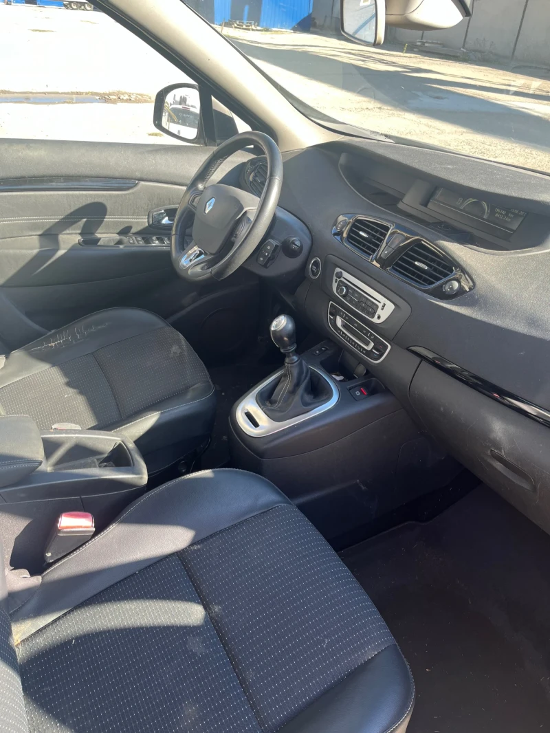 Renault Scenic НОВ ВНОС, снимка 5 - Автомобили и джипове - 47501587