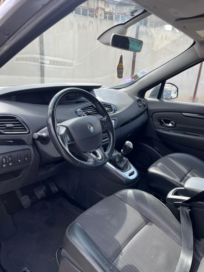 Renault Scenic НОВ ВНОС/ОБСЛУЖЕНА, снимка 8 - Автомобили и джипове - 49575940