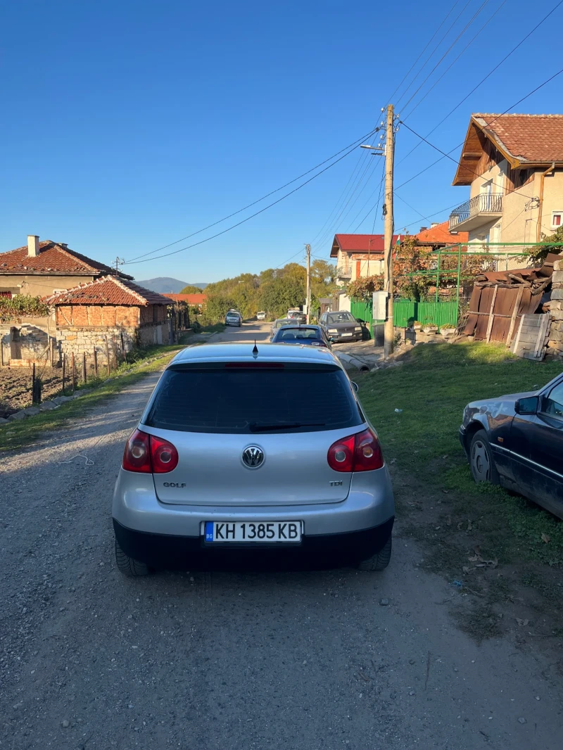 VW Golf, снимка 2 - Автомобили и джипове - 47652928