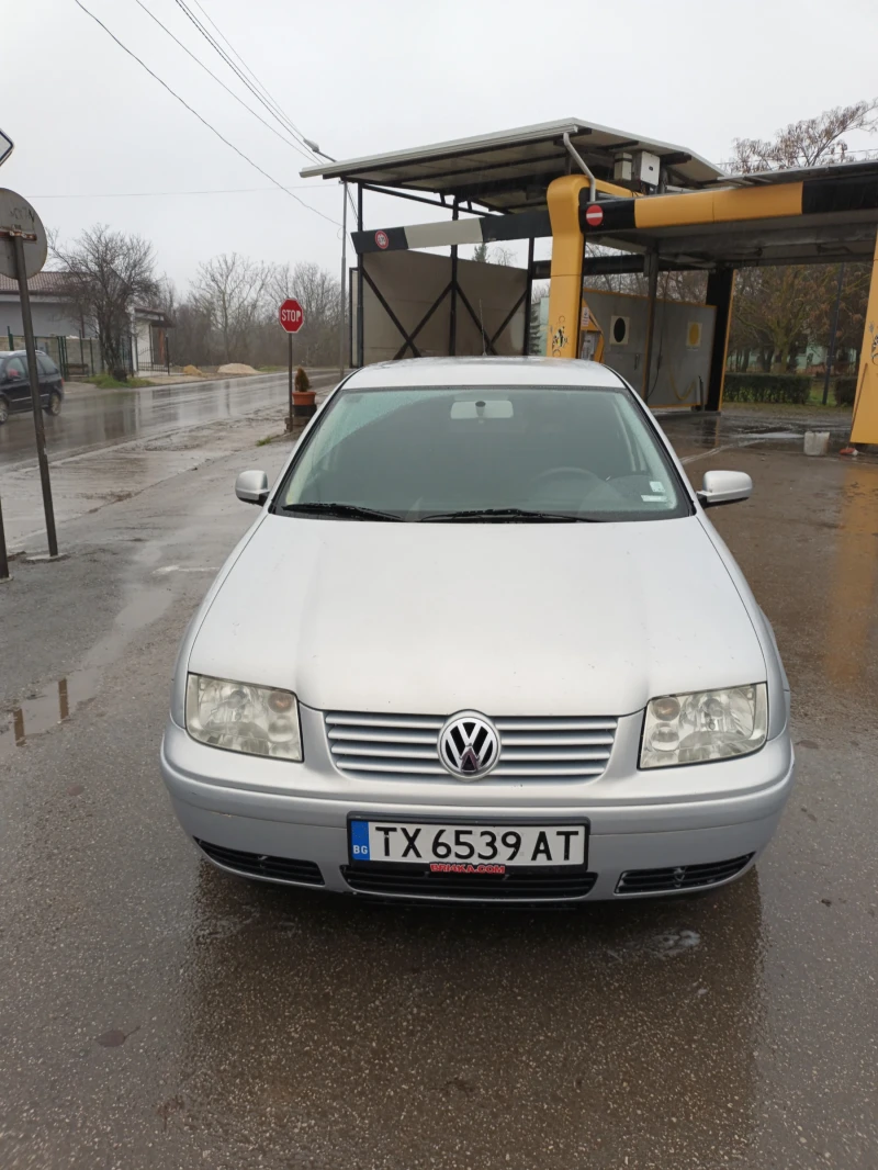 VW Bora, снимка 1 - Автомобили и джипове - 48267009