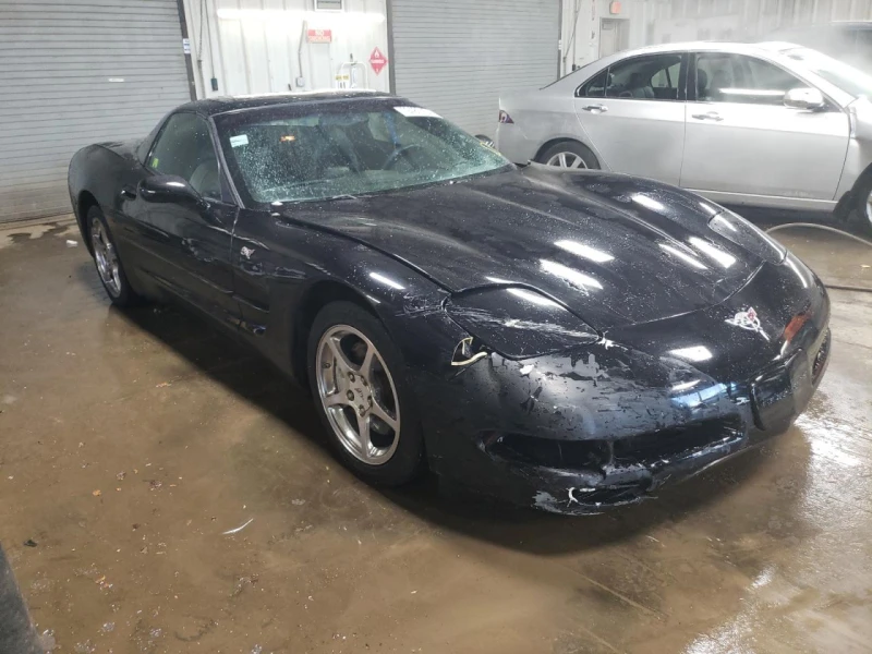 Chevrolet Corvette, снимка 4 - Автомобили и джипове - 48467931