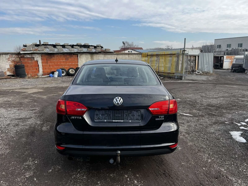 VW Jetta 1.2I KLIMATRONIK EVRO 5F 6-СКОРОСТИ NAVI, снимка 5 - Автомобили и джипове - 48719904