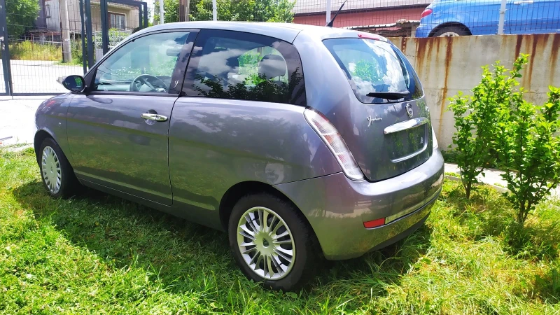 Lancia Ypsilon mjet, снимка 3 - Автомобили и джипове - 52499273