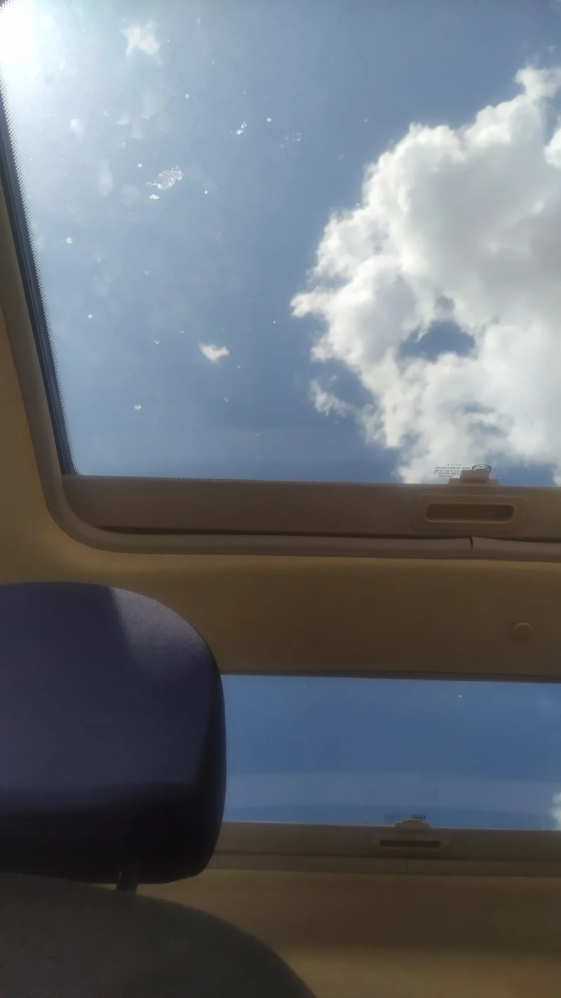 Lancia Ypsilon mjet, снимка 8 - Автомобили и джипове - 52499273