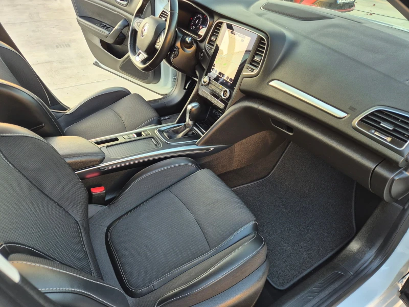 Renault Megane SEDAN INTENS A/T= 1, 5DCI-115кс , снимка 9 - Автомобили и джипове - 52116763