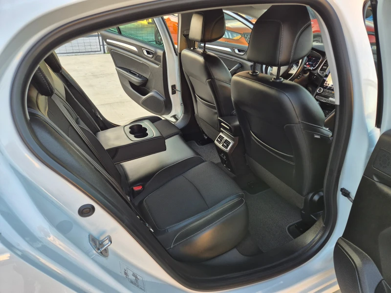 Renault Megane SEDAN INTENS A/T= 1, 5DCI-115кс , снимка 10 - Автомобили и джипове - 52116763