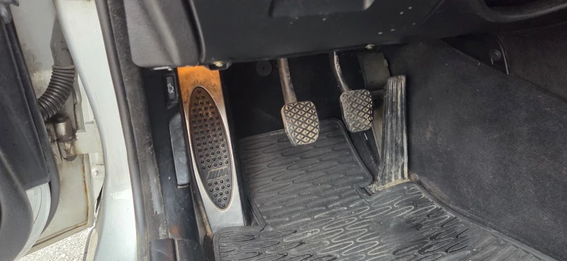 BMW 320 6 скорости , снимка 10 - Автомобили и джипове - 53126987