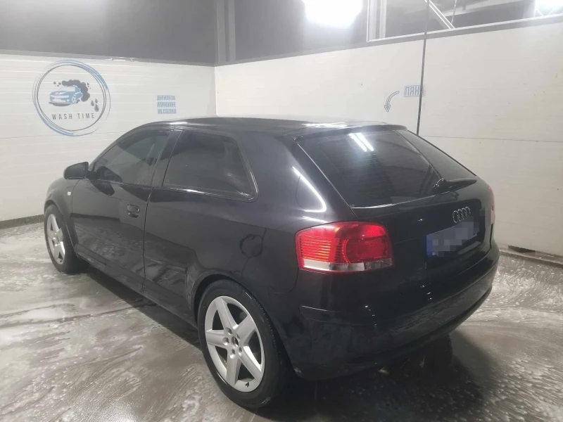 Audi A3 2.0 FSI, снимка 4 - Автомобили и джипове - 53261690