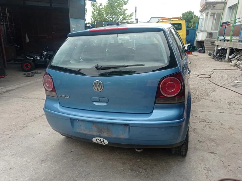 VW Polo 1.4 FSI, снимка 4 - Автомобили и джипове - 46668187