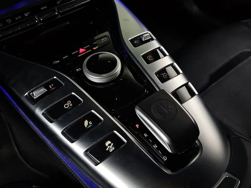 Mercedes-Benz GT 4-DOOR 43 4MATIC+ , снимка 9 - Автомобили и джипове - 54863599