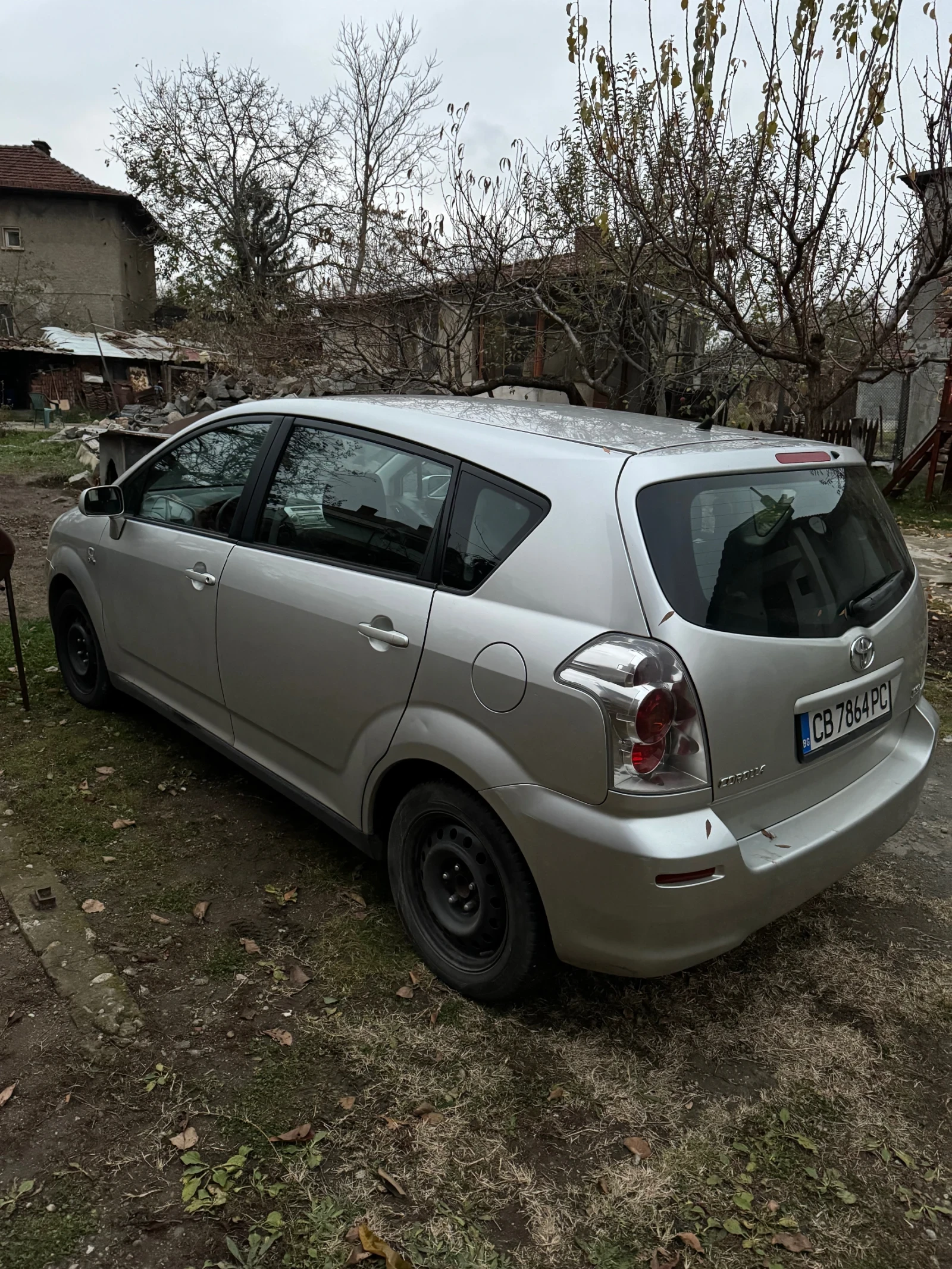 Toyota Verso  - изображение 2