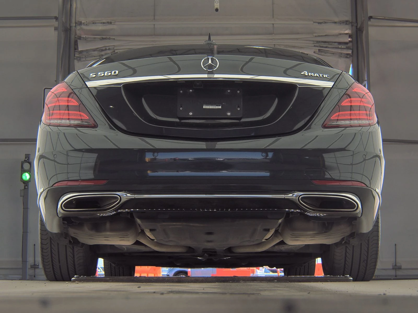 Mercedes-Benz S 560 burmester* multibeam led* масаж* подгрев* обдухван - изображение 5