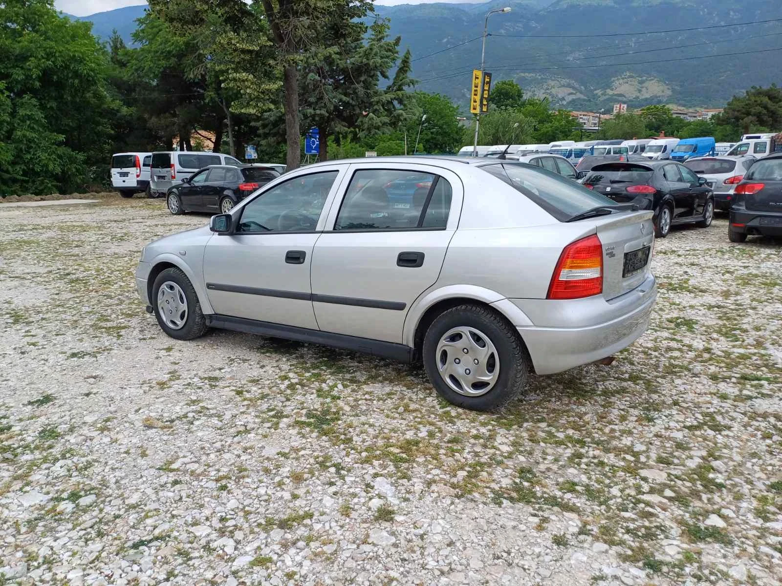 Opel Astra Automatic - изображение 9