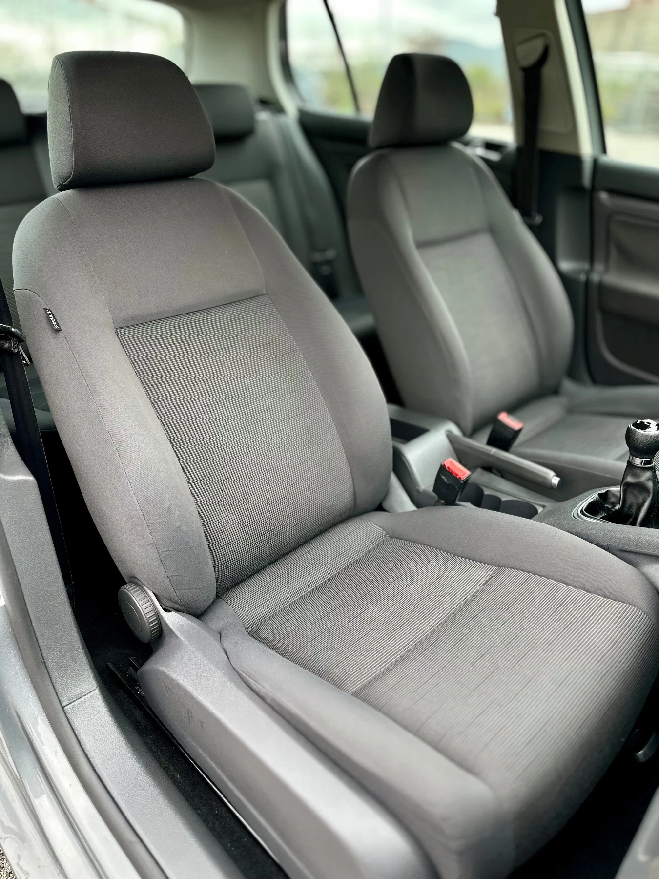 VW Golf 1.9 TDI Sport - изображение 10