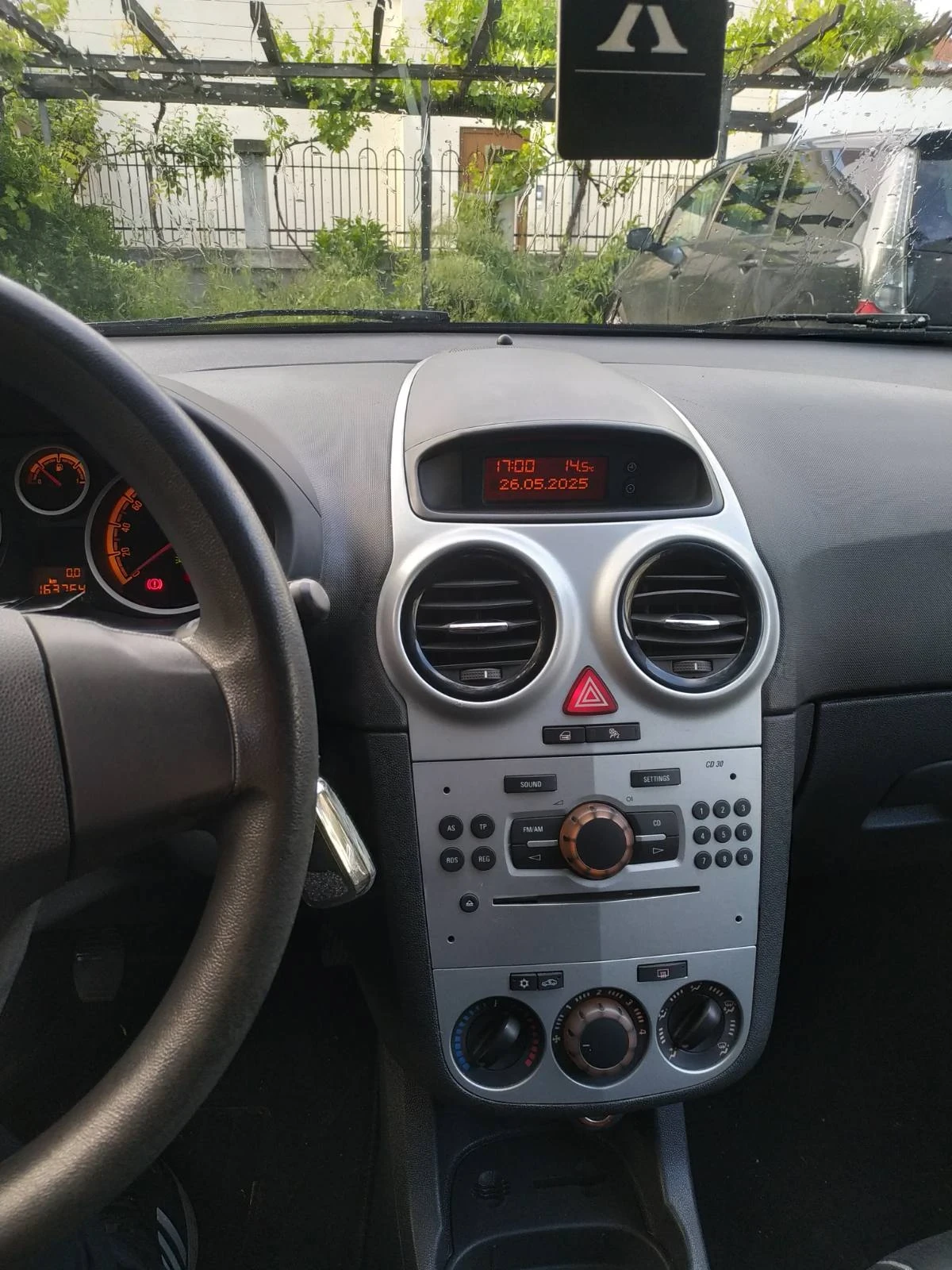 Opel Corsa D - изображение 6