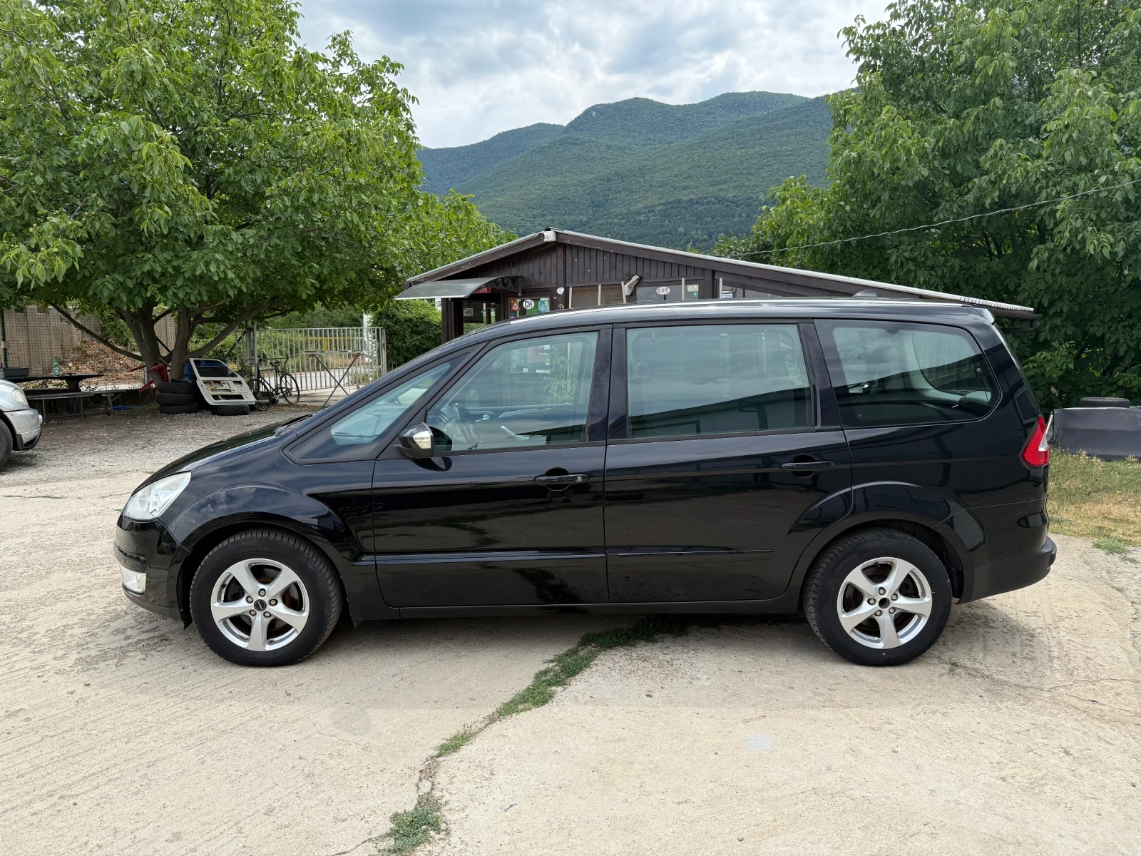 Ford Galaxy 2.3i автомат, бензин, Swiss, всички екстри, обмите - изображение 9