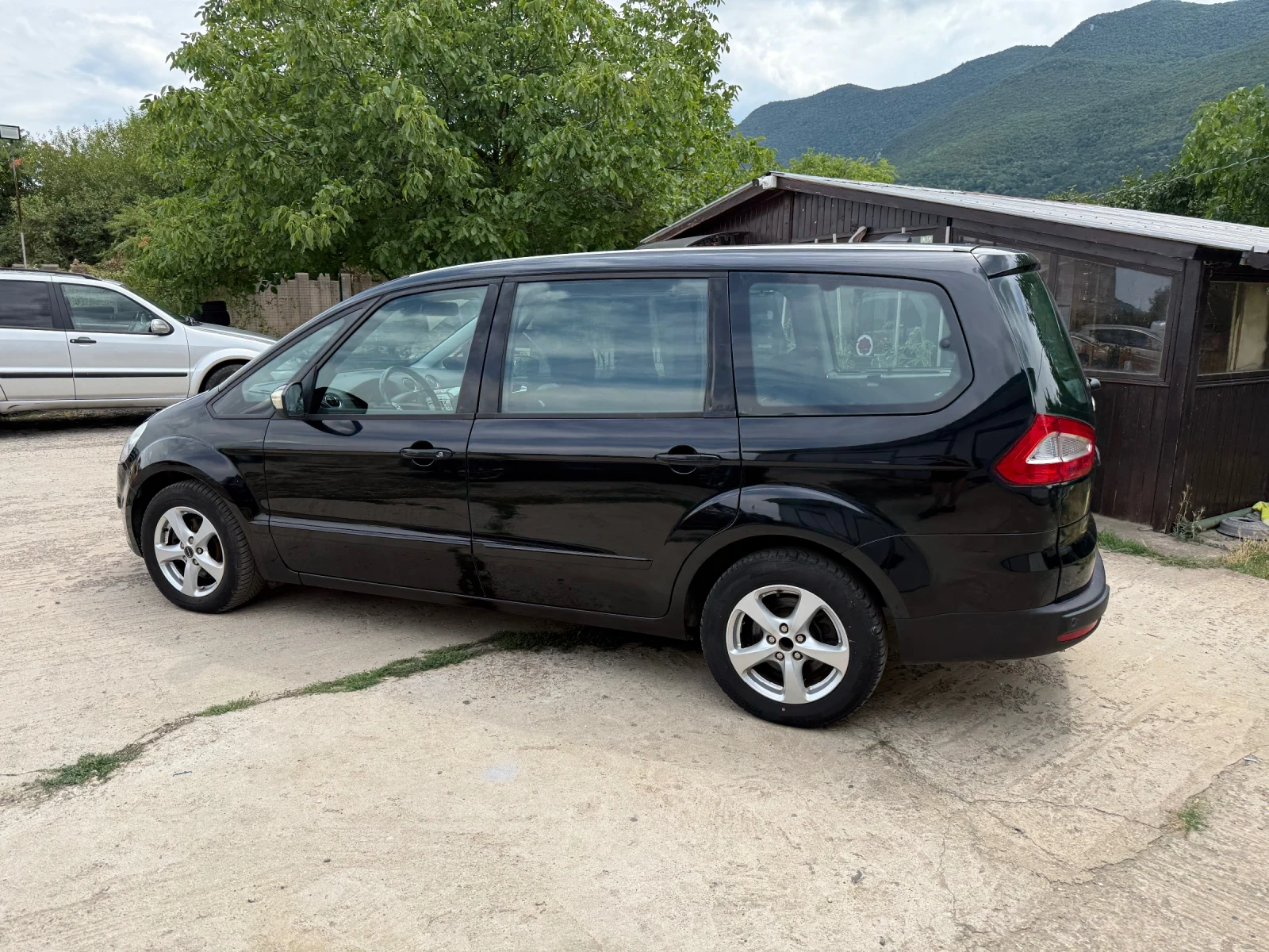 Ford Galaxy 2.3i автомат, бензин, Swiss, всички екстри, обмите - изображение 8