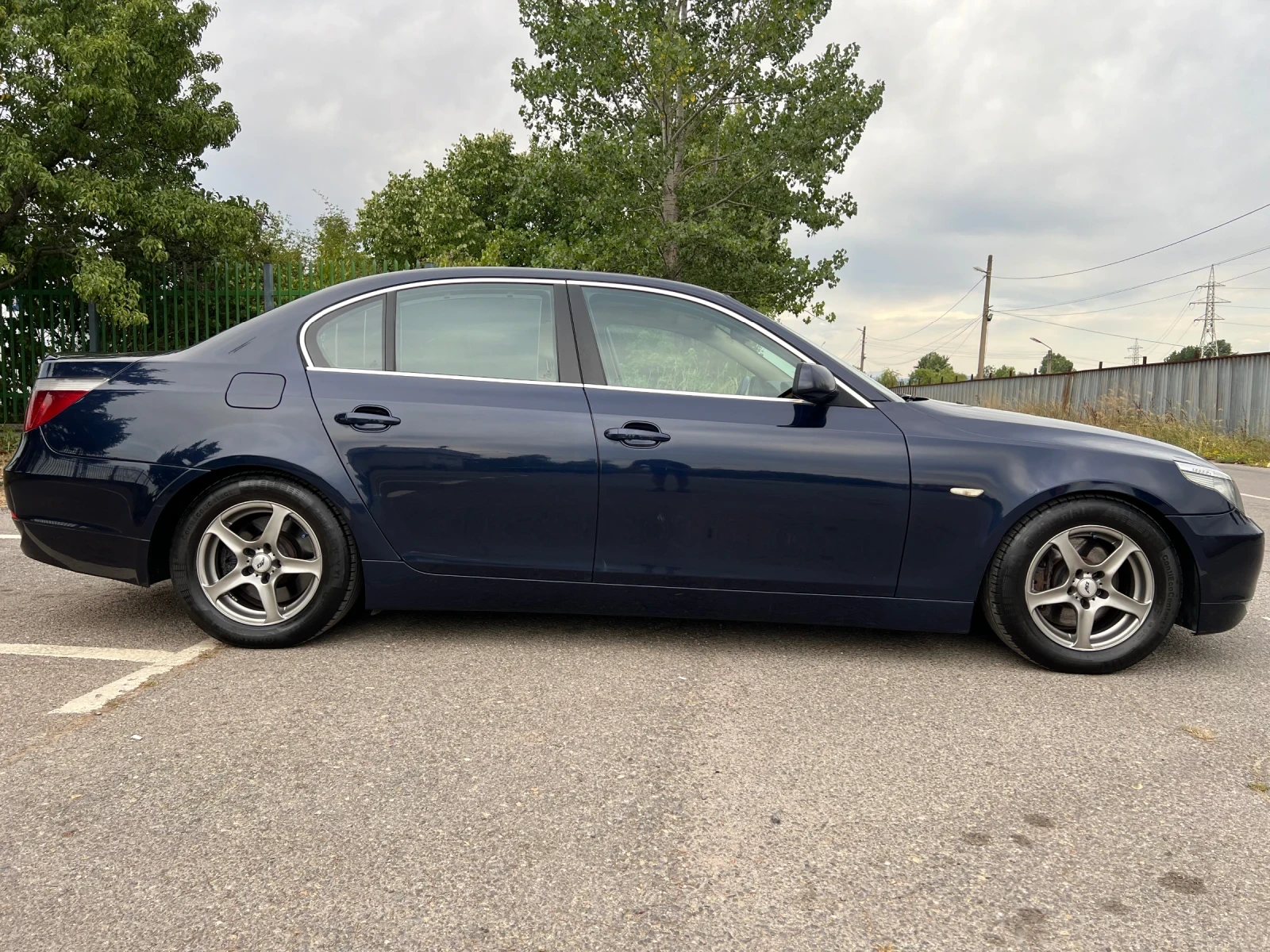 BMW 530 218 к.с. - изображение 8