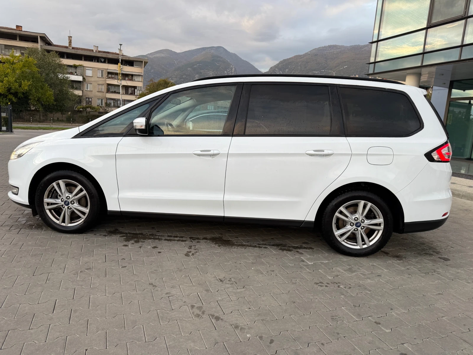 Ford Galaxy 2.0 Business  - изображение 6