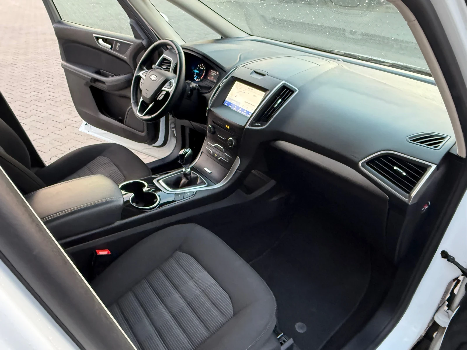 Ford Galaxy 2.0 Business  - изображение 8