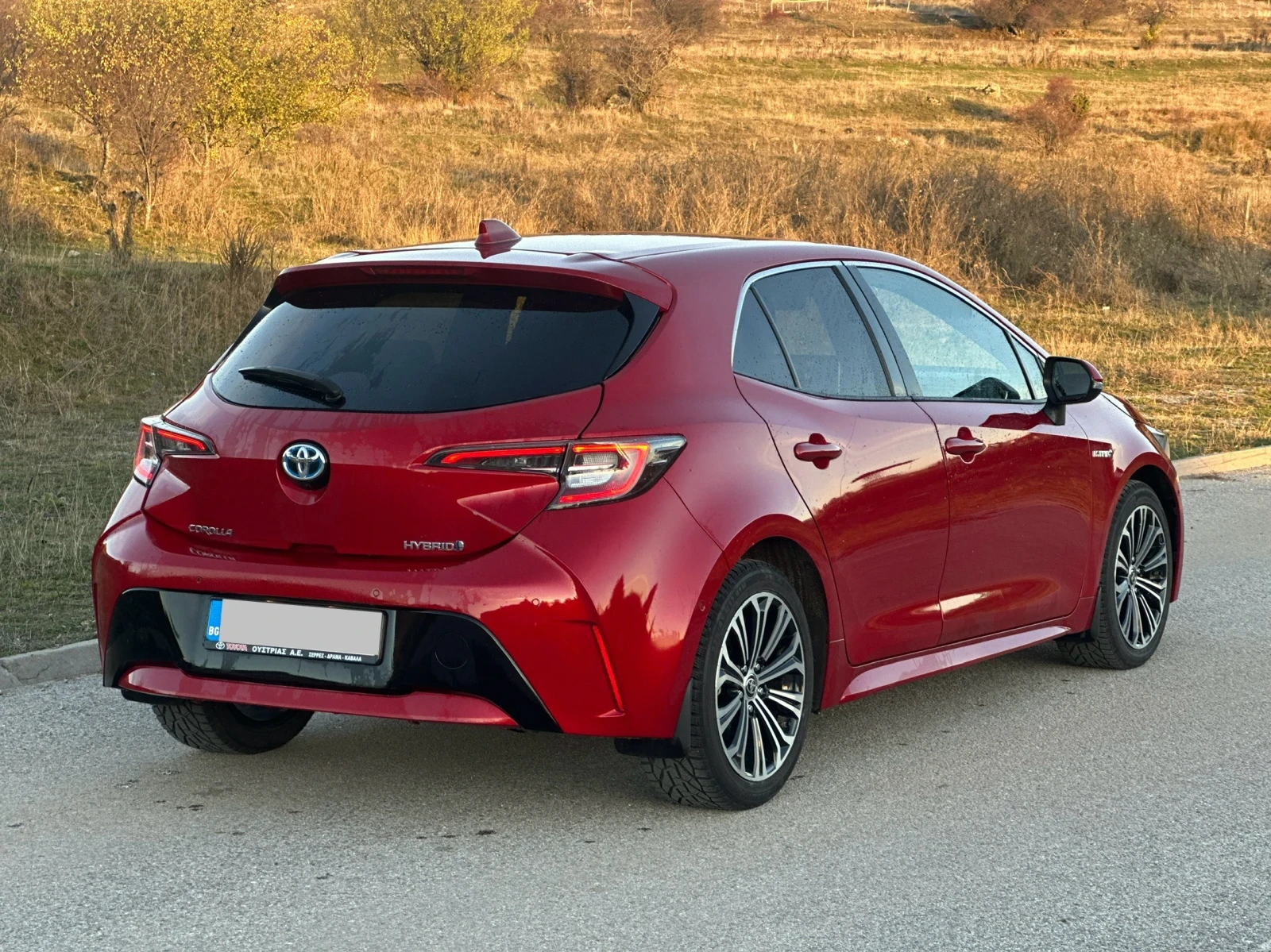 Toyota Corolla Hybrid Luxory - изображение 7
