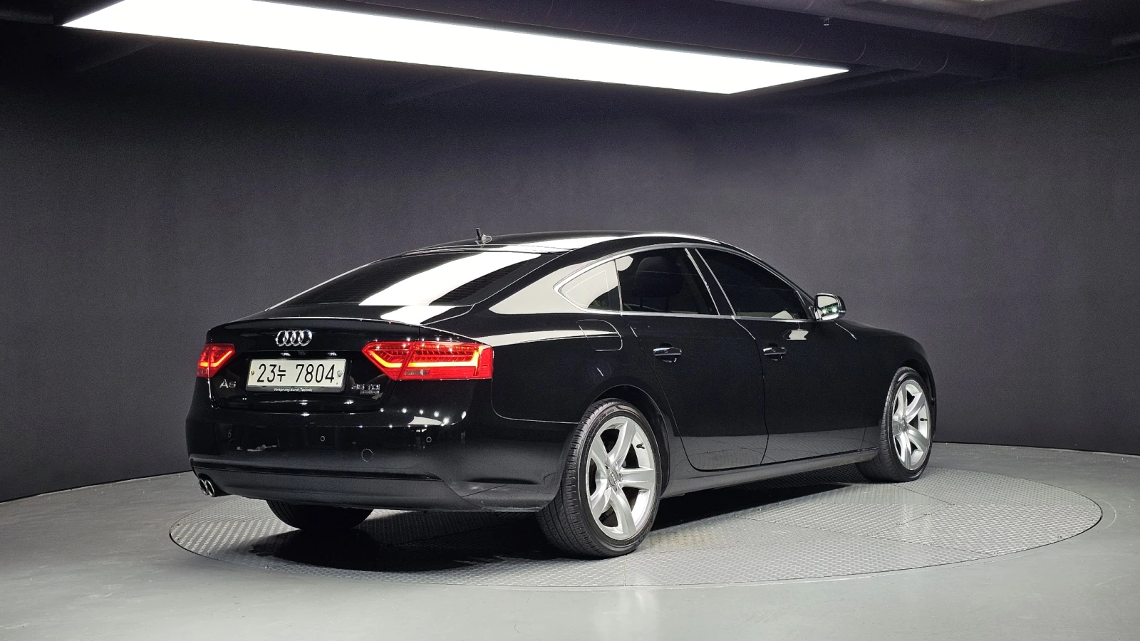 Audi A5 2.0TDI/4x4/Пълна сервизна история !!! - изображение 2