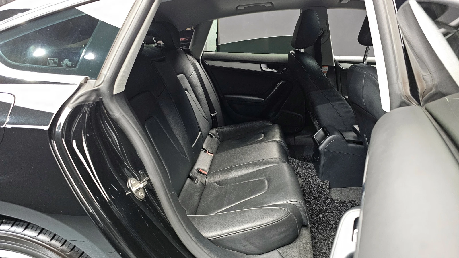 Audi A5 2.0TDI/4x4/Пълна сервизна история !!! - изображение 8